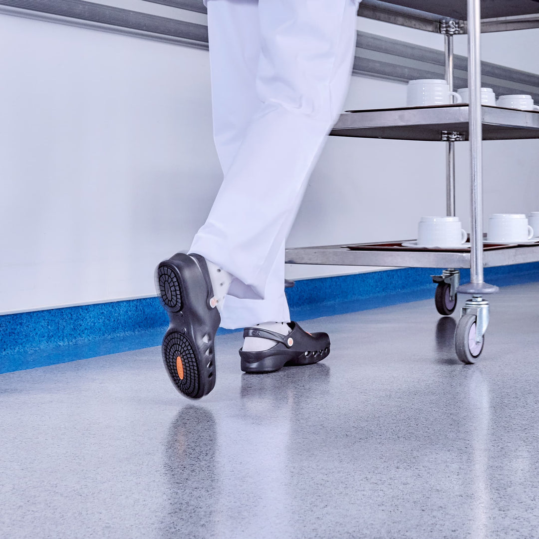 Wock NUBE zoccoli professionali ultraleggeri#colore_06-nero