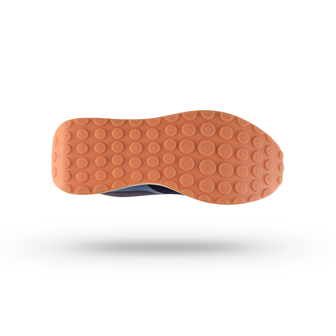 nova sneakers