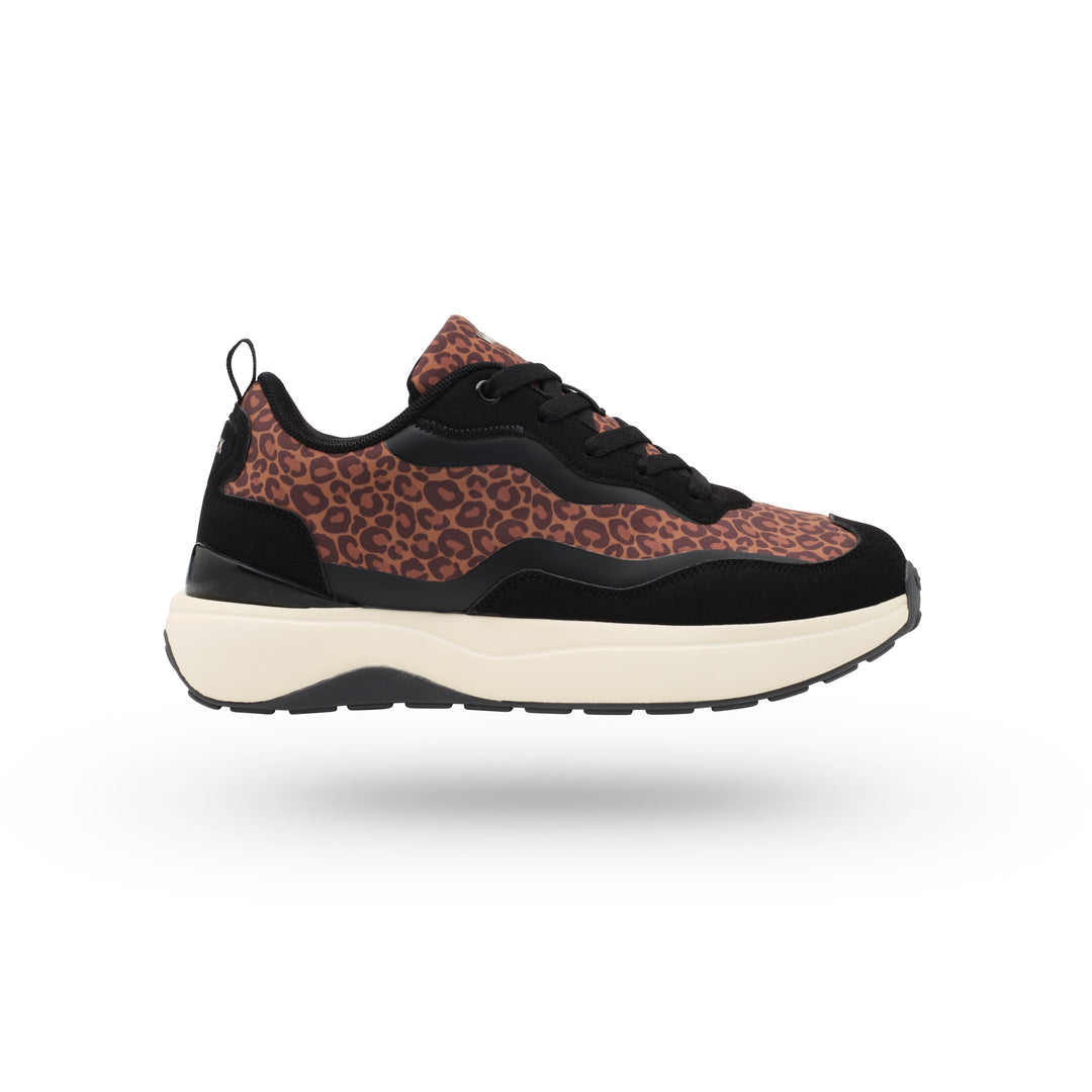 nova sneakers