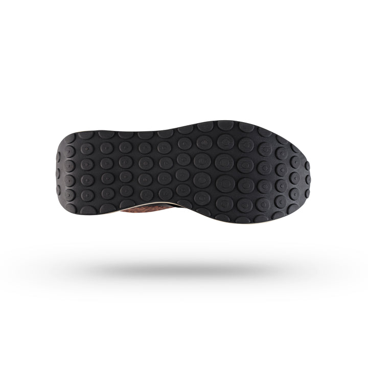 nova sneakers