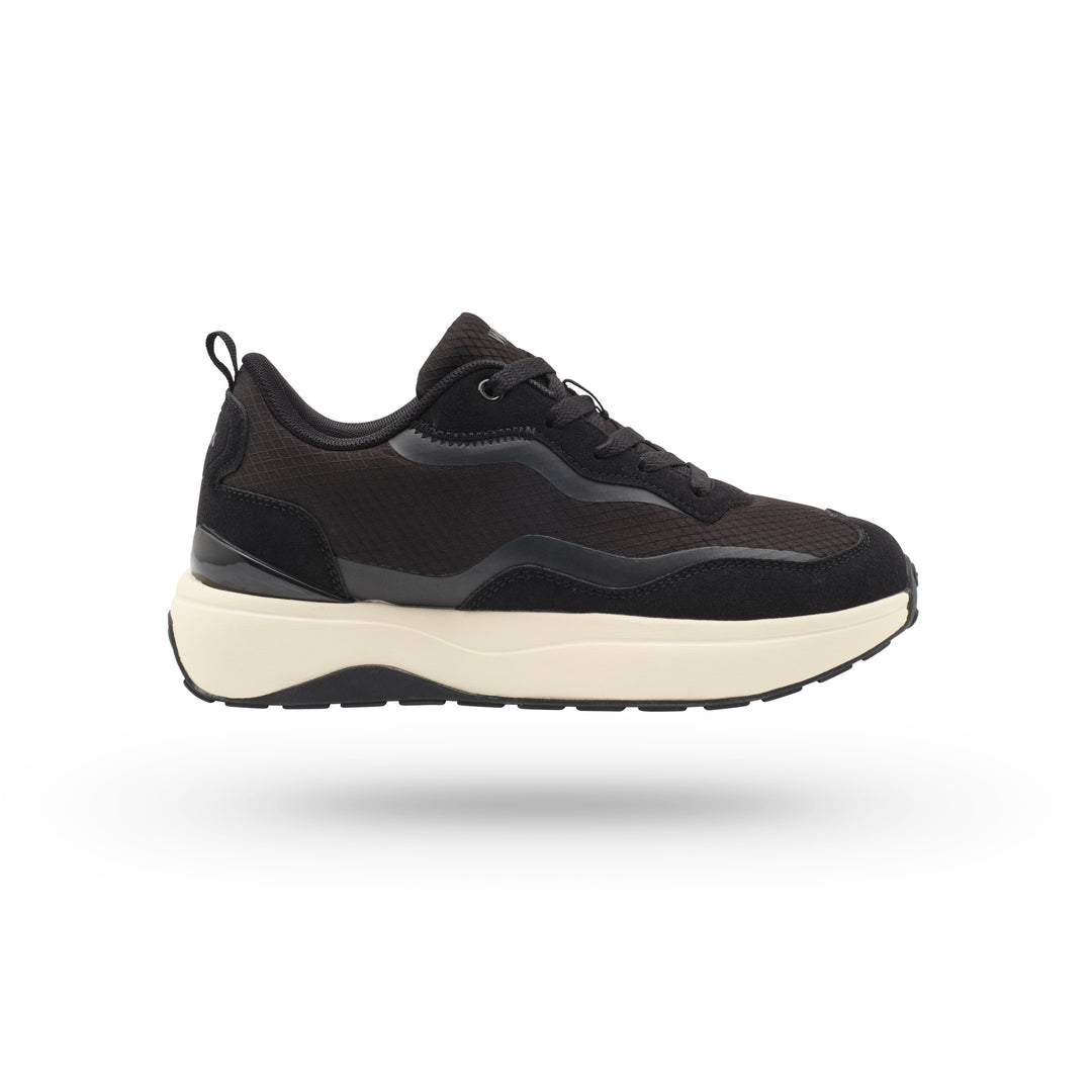 nova sneakers