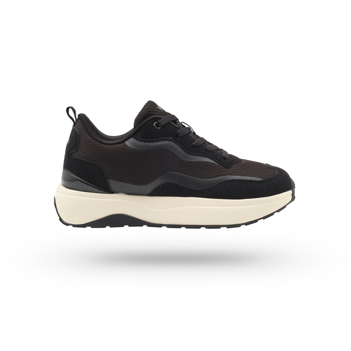 nova sneakers