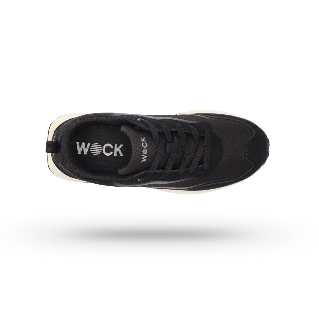 nova sneakers