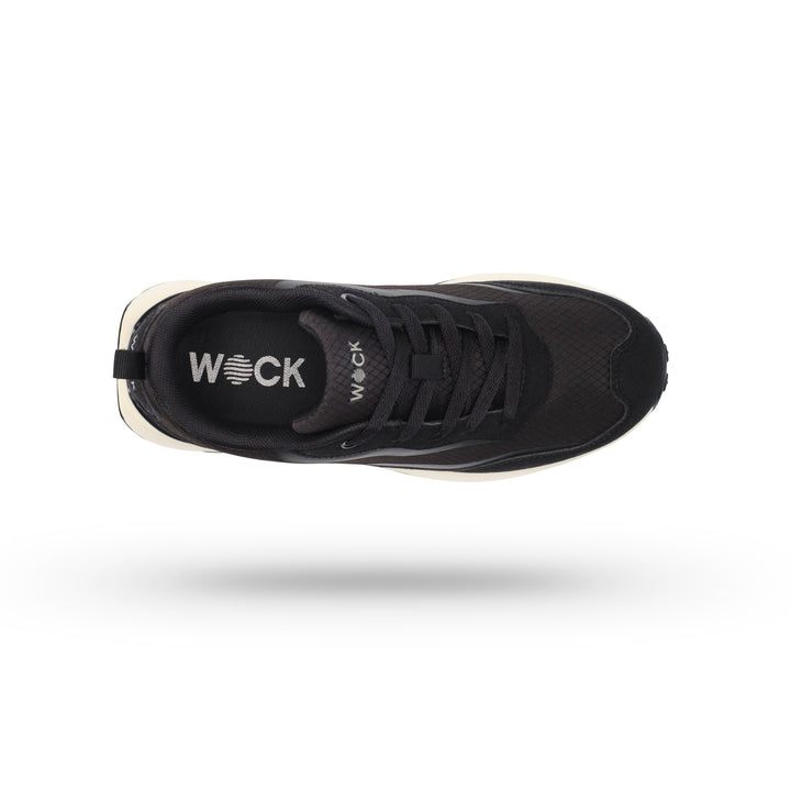 nova sneakers