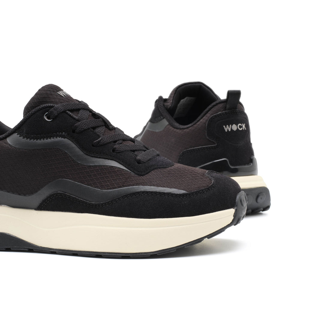 nova sneakers