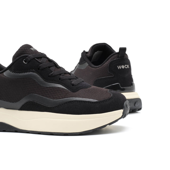 nova sneakers